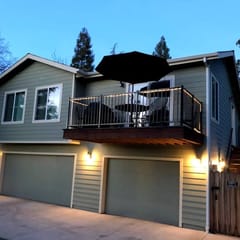 New Sunset Loft Guest House-Old Folsom-Kind Bed