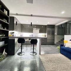 Cow Hollow Loft · Walk Score 98 · Radiant Heat