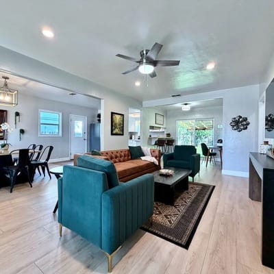 Remodeled 5 Bedroom Home 5 Minutes to CBD